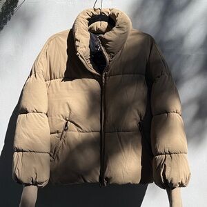 Zara Women's Beige Puffer Jacket